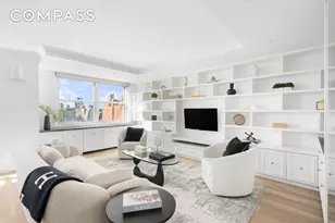 360 W 22nd St, New York, NY 10011 - Photo 2