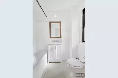 457 W 57th Street #1404, New York City, NY 10019 - Photo 4