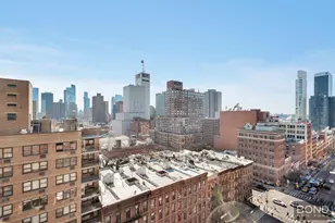 457 W 57th St, New York City, NY 10019 - Photo 2