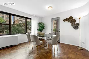 360 E 72nd St, New York City, NY 10021 - Photo 4
