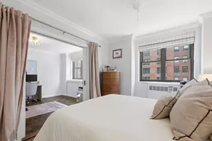 315 E 72nd St, New York, NY 10021 - Photo 8