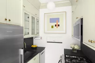 135 Prospect Park Southwest, New York City, NY 11218 - Photo 4