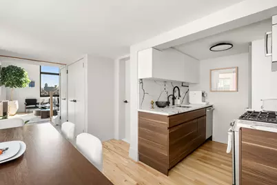 421 Hudson Street #701, New York, NY 10014 - Photo 4