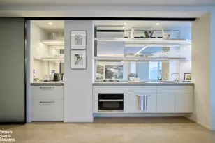 17 W 54th St, New York City, NY 10019 - Photo 2