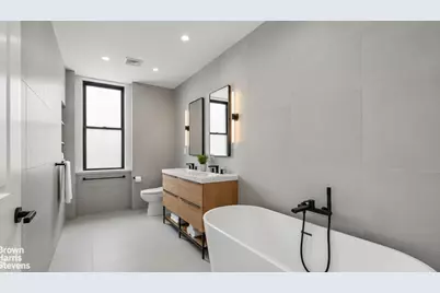 32 E 64th Street #5E, New York, NY 10021 - Photo 8
