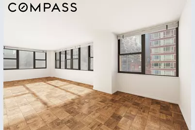 301 E 45th Street #5E, New York City, NY 10017 - Photo 2