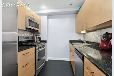 1400 5th Avenue #8J, New York, NY 10026 - Photo 2