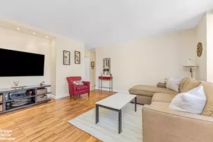 300 E 85th St, New York City, NY 10028 - Photo 4