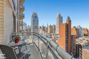 300 E 85th St, New York City, NY 10028 - Photo 8