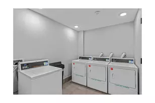 1042 President St, New York City, NY 11225 - Photo 8