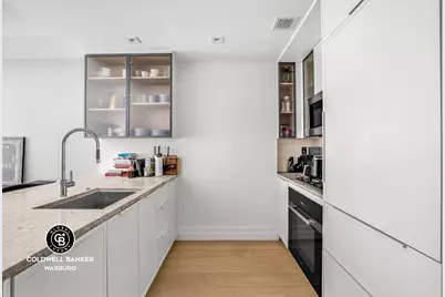222 E Broadway #2B, New York City, NY 10002 - Photo 2