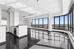 530 E 76th St, New York City, NY 10021 - Photo 4