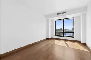 530 E 76th St, New York City, NY 10021 - Photo 8