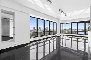 530 E 76th St, New York City, NY 10021 - Photo 1