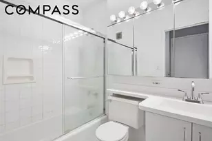 300 E 54th St, New York City, NY 10022 - Photo 8