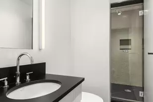 900 Park Ave, New York, NY 10075 - Photo 14