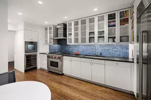 900 Park Ave, New York, NY 10075 - Photo 6