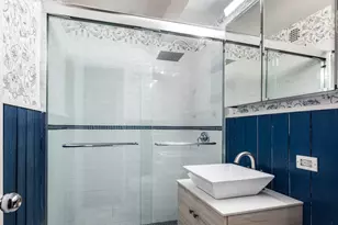 1175 York Ave, New York City, NY 10065 - Photo 6