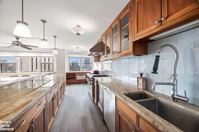 1175 York Avenue #12E, New York City, NY 10065 - Photo 4