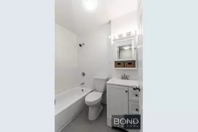 29-23 23rd Road #1, Astoria, NY 11105 - Photo 6