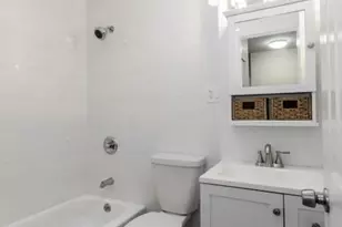 29-23 23rd Rd, New York City, NY 11105 - Photo 6