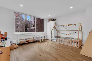 250 S End Ave, New York City, NY 10280 - Photo 6
