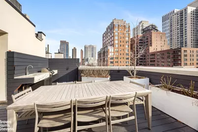 333 E 82nd Street #4D, New York, NY 10028 - Photo 12