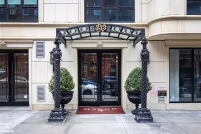 333 E 82nd Street #4D, New York City, NY 10028 - Photo 16
