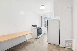 477 FDR Dr, New York City, NY 10002 - Photo 10