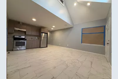 127-04 97th Avenue, New York City, NY 11419 - Photo 2