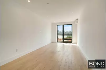 11-07 Welling Court #3D, New York City, NY 11102 - Photo 2