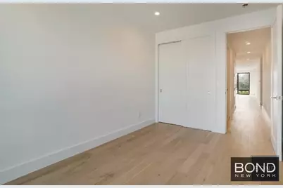 11-07 Welling Court #3D, New York City, NY 11102 - Photo 4