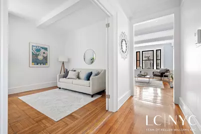 146 E 49th Street #2B, New York, NY 10017 - Photo 2
