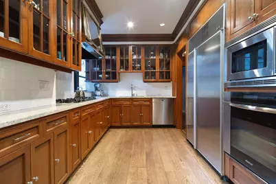 930 Park Avenue #2N, New York City, NY 10028 - Photo 10