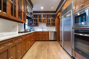 930 Park Ave, New York City, NY 10028 - Photo 10