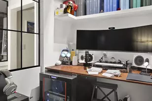 415 E 52nd St, New York City, NY 10022 - Photo 8