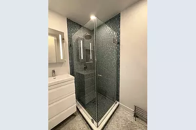 274 W 12th Street #4, New York City, NY 10014 - Photo 10