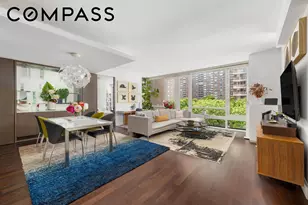 261 W 28th St, New York City, NY 10001 - Photo 1