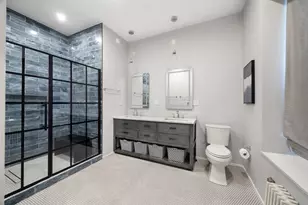 229 W 97th St, New York City, NY 10025 - Photo 8