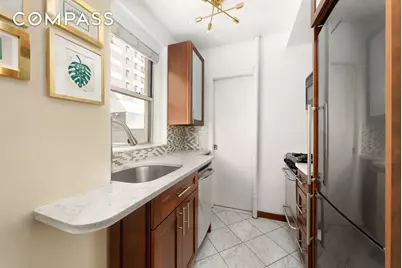 333 E 43rd Street #110/111, New York, NY 10017 - Photo 2
