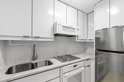 301 E 63rd Street #8A, New York City, NY 10065 - Photo 4