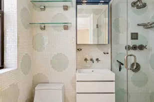 333 E 53rd St, New York, NY 10022 - Photo 6