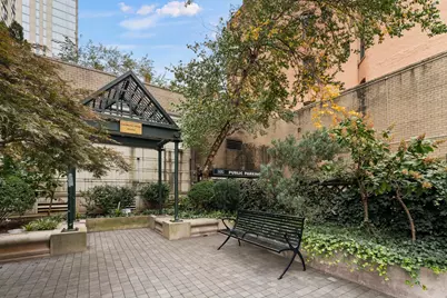 340 E 93rd Street #11-D, New York City, NY 10128 - Photo 2