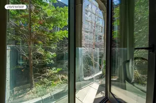 325 W Broadway, New York City, NY 10013 - Photo 12