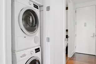 26-26 Jackson Ave, New York City, NY 11101 - Photo 24