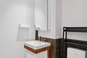 26-26 Jackson Ave, New York City, NY 11101 - Photo 22