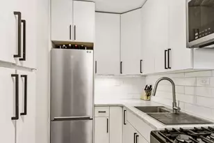 195 Willoughby Ave, New York City, NY 11205 - Photo 2