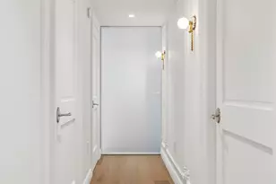 111 W 56th St, New York City, NY 10019 - Photo 8