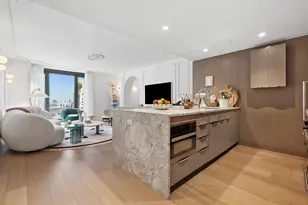 111 W 56th St, New York City, NY 10019 - Photo 4