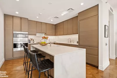 207 W 79th Street #5A, New York City, NY 10024 - Photo 2